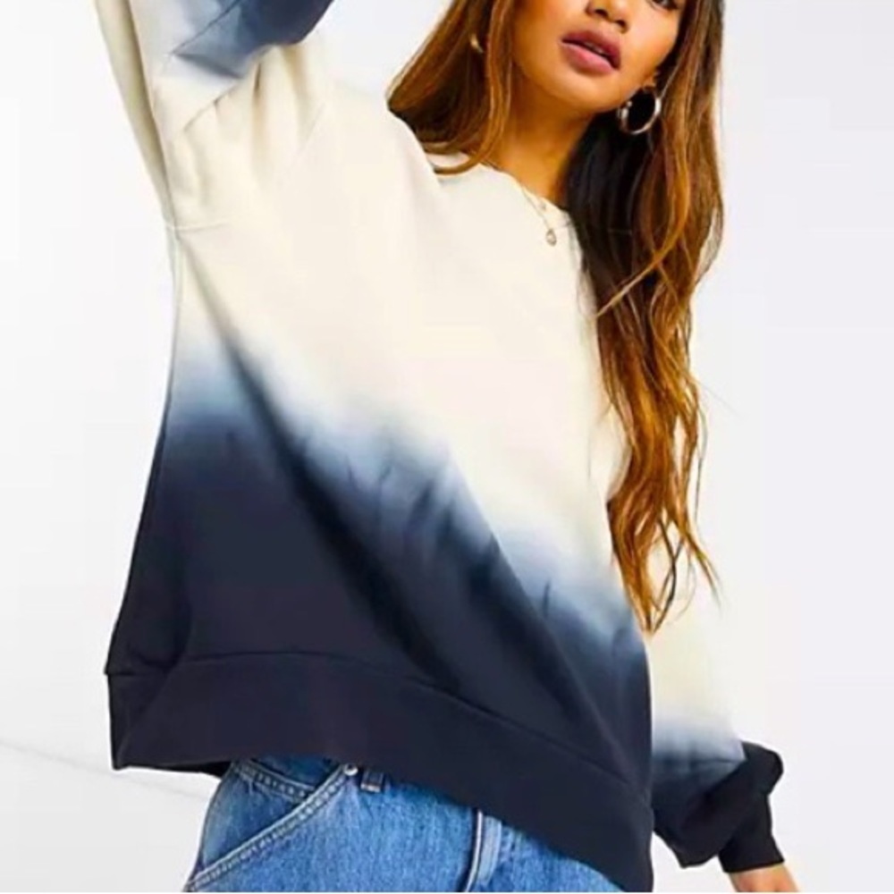 Levi’s Pai Dip Dyed Crewneck Sweatshirt Small